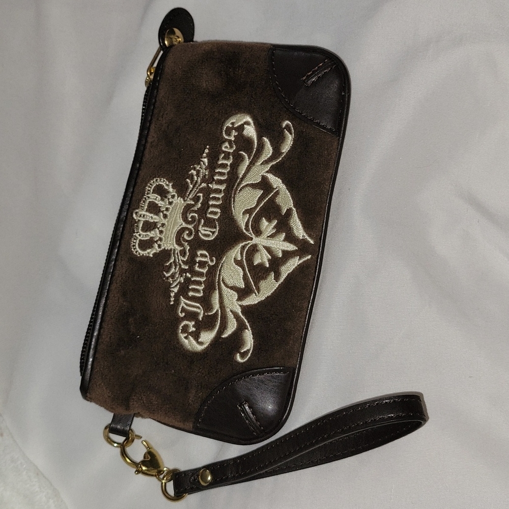 Juicy Couture brown wristlet